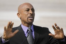  - 
              CORRECTS SPELLING TO MONTEL - Television personality Montel Williams speaks to supporters of a ballot measure that would legalize medical marijuana in the state at the Arkansas state Ca