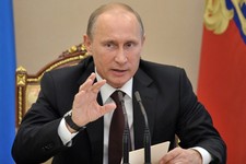  - 
              Russian President Vladimir Putin chairs a meeting in the Kremlin in Moscow, Friday, June 7, 2013. (AP Photo/RIA-Novosti, Alexei Nikolsky, Presidential Press Service)
            