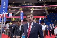 Manafort Accuses Never Trumpers of Being Tied to Clinton Foundation 