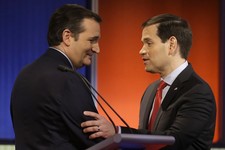 Nail-Biter: Battle For Iowa Is Finally Here as First Votes of 2016 Are Set to Be Cast 