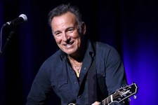 An Open Letter To Bruce Springsteen And His Band