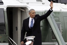 Surprise: Obama is Already Back And He's Supporting People Protesting Trump's Policies 