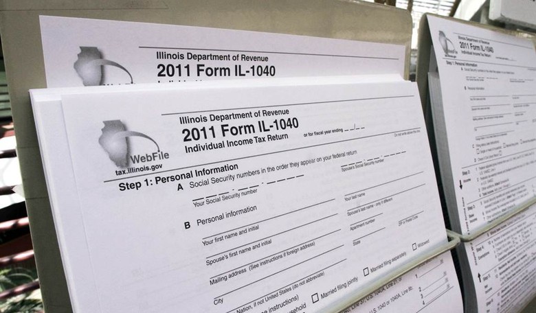 New Poll Shows Voters Prefer Payroll Tax Cut to Minimum Wage Hike