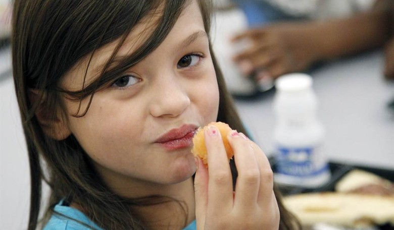 Illinois School District Dumps Michelle O's School Lunch Program