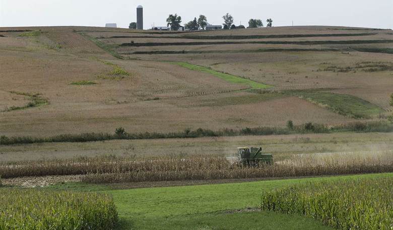 A Humble Model for Democratic Politicians in Small-Town Iowa