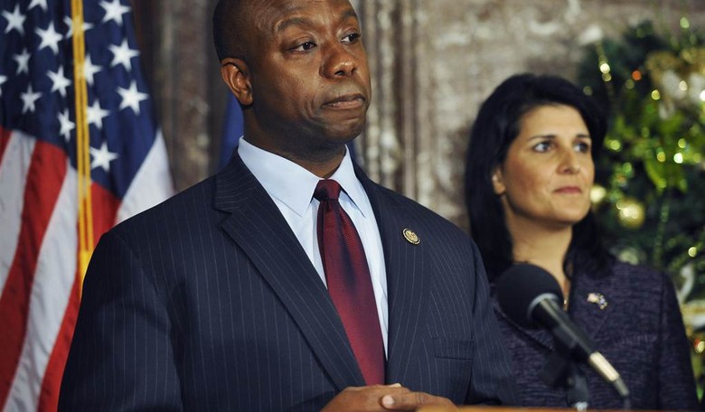 GOP Sens Warn: Gitmo Transfers May Be Placed in Prison “2 to 3 Minutes” from Elementary School 