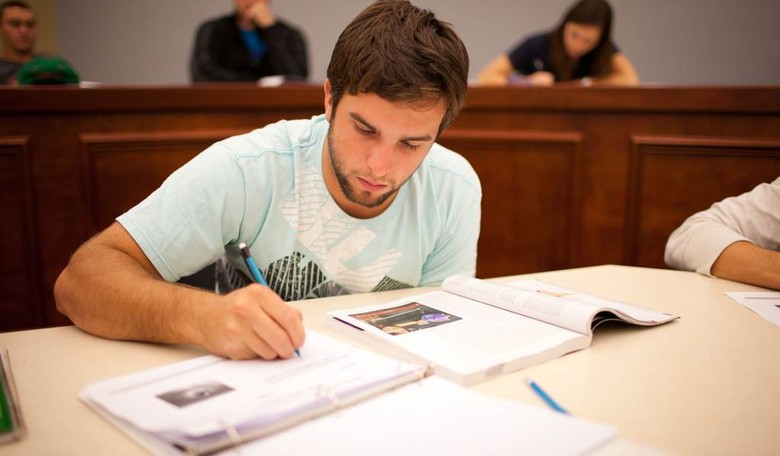 Who Trashes Liberal Arts?