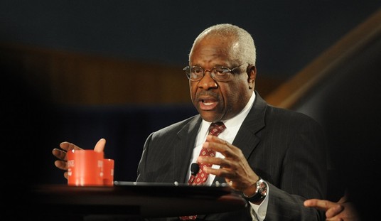 Publisher Apologizes for Comparing Clarence Thomas with KKK