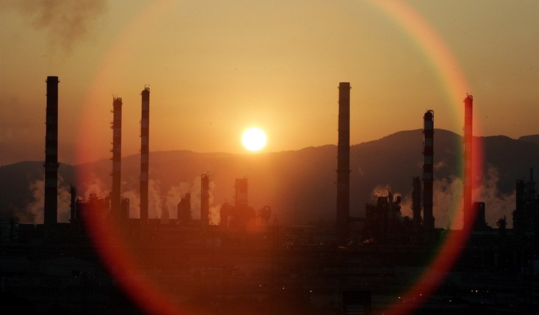 The Fossil Fuel Divestment Movement, if Effective, Will Harm Students and the Poor