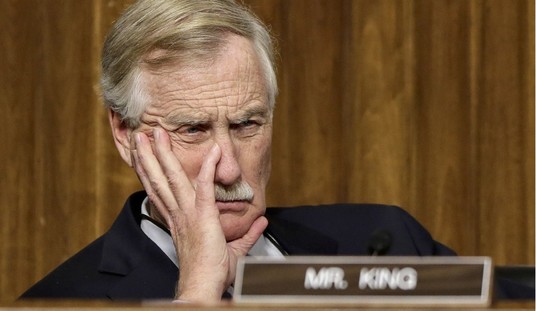 U.S. Senator Offers to Waterboard Dick Cheney