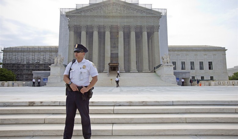 Supreme Court Strikes Down Part of Voting Rights Act