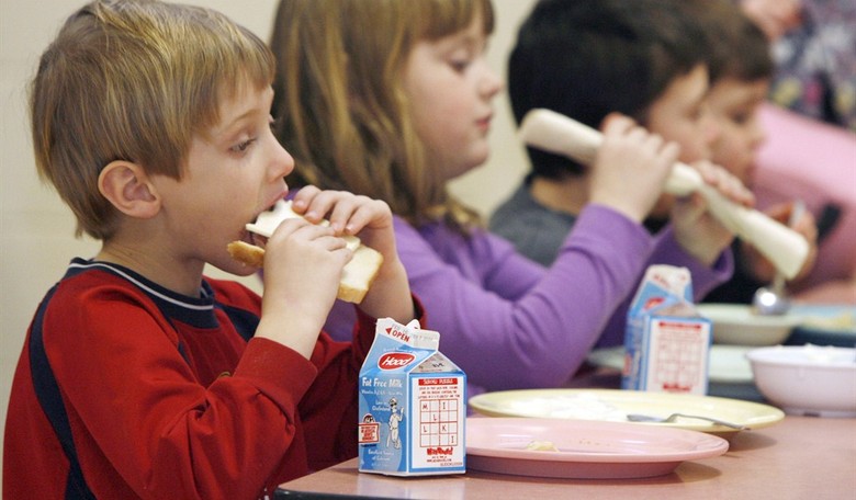 Kids Cheer as School District Opts Out of Michelle Obama’s Lunch Menu