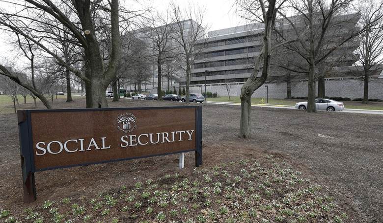 Give Low-income Earners Exit from Social Security
