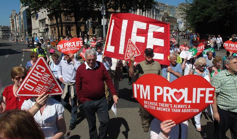 Texas Passes Legislation Banning Late-Term Abortions