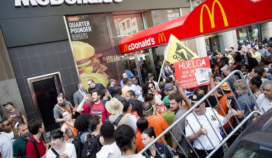 Who Works at the Minimum Wage?