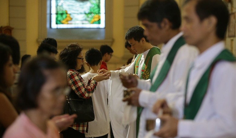 Absurd: Military Priests Not Permitted to Celebrate Mass Due to Shutdown