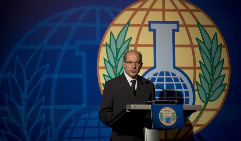 2013 Nobel Peace Prize Applauds Destruction of Chemical Weapons