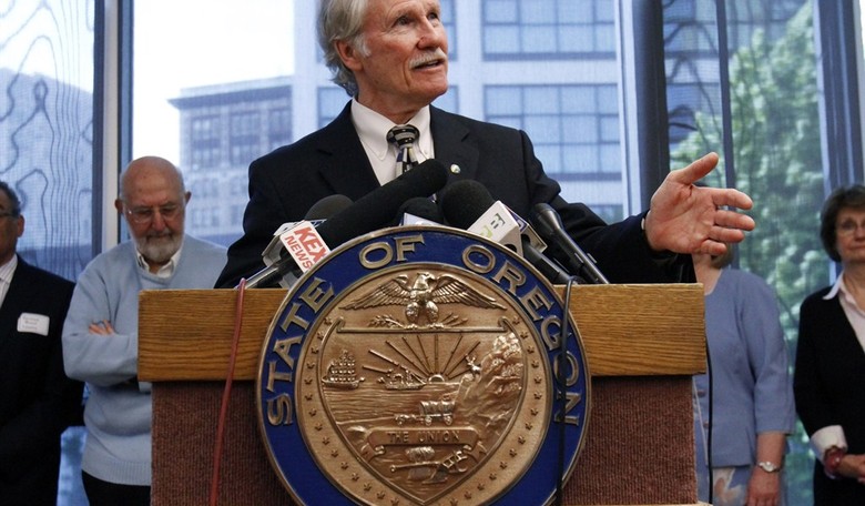 Bust: Oregon Abandoning Failed $300 Million Obamacare Website 