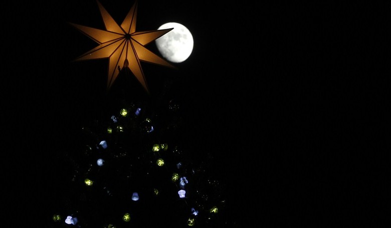 A Golden Rule Christmas