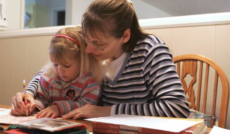 Christians Vow Civil Disobedience if Home-School Family is Deported