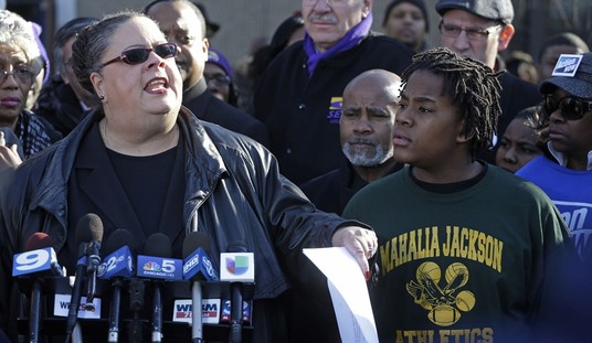 Chicago Teachers Union President Jokes About the Rash of Shootings in Her Hometown