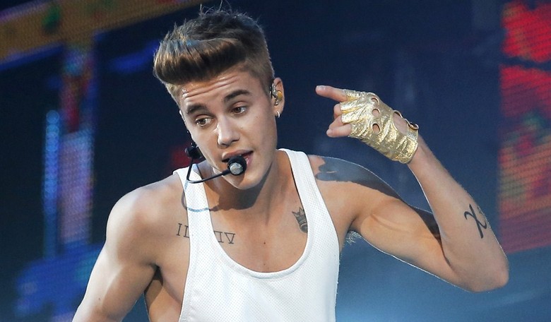 Justin Bieber Needs to Put on Some Man Pants