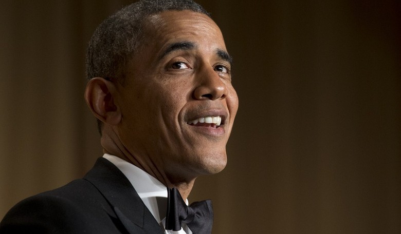 Amid Foreign and Domestic Crises, Obama Plans to Fundraise and Golf This Weekend 