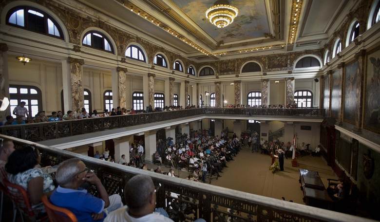 Lift the Embargo – but Liberate Cuba First