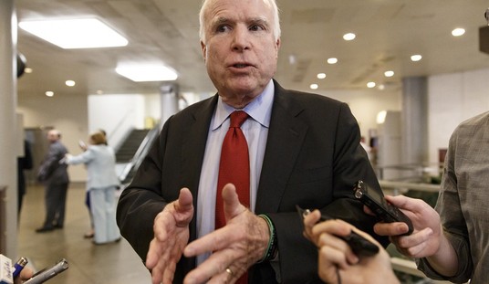 McCain Calls for More ISIS Airstrikes