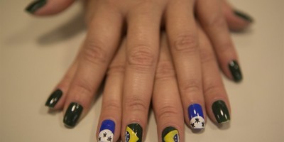 BBC: Unpainted Fingernails Are White Supremacy 
