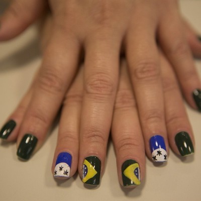 BBC: Unpainted Fingernails Are White Supremacy 