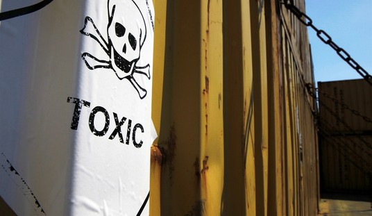 Massive Toxic Chemical Plume Blankets Toledo After Tank Explosion, Hundreds Evacuated