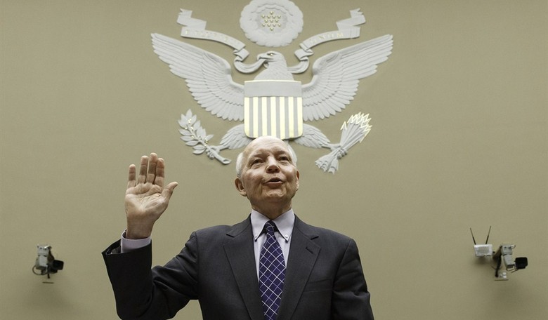 Video: MSM Scoffs at White House, IRS Excuses
