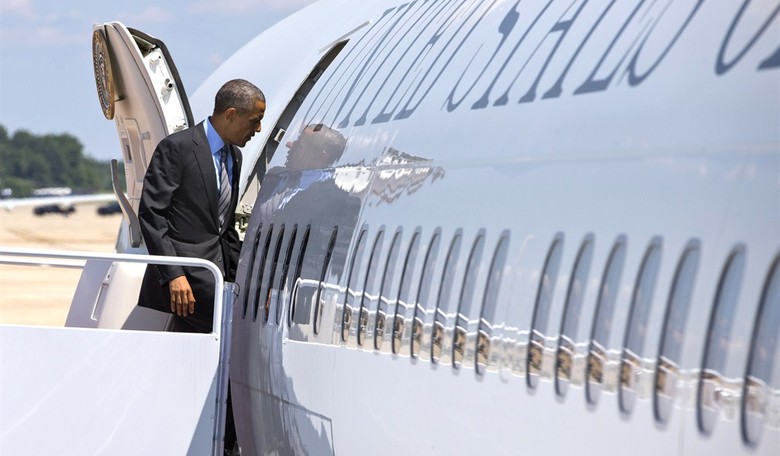 As Ukraine Crisis Unfolds, Obama Presses Ahead with Burger Photo Op, Infrastructure Speech, Dem Fundraiser