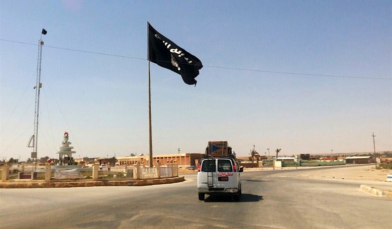 Militant Muslims Using Social Media to Recruit Jihadists for ISIS 