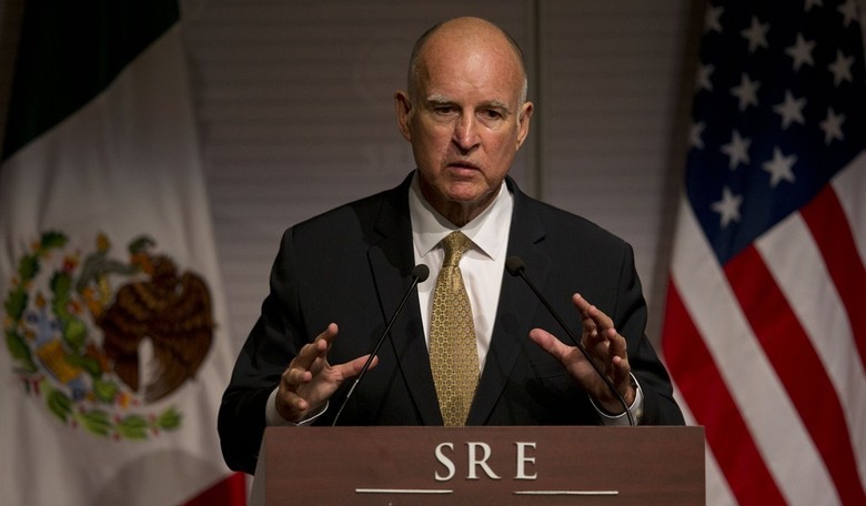 Jerry Brown Passes Buck on Troubled New Bay Bridge