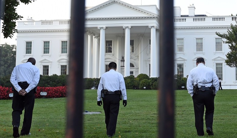 Report: Secret Service Weighing Security Changes After Break-in 