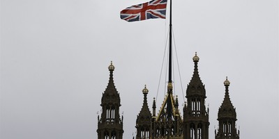 Stunning: UK Taxpayers Now Funding 1,000 Hijabs for Illegal Channel Crossers