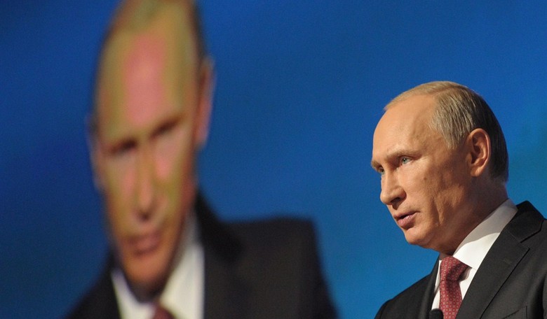 Putin’s Soviet Style Kremlin is Too Much for “JV” Team Obama