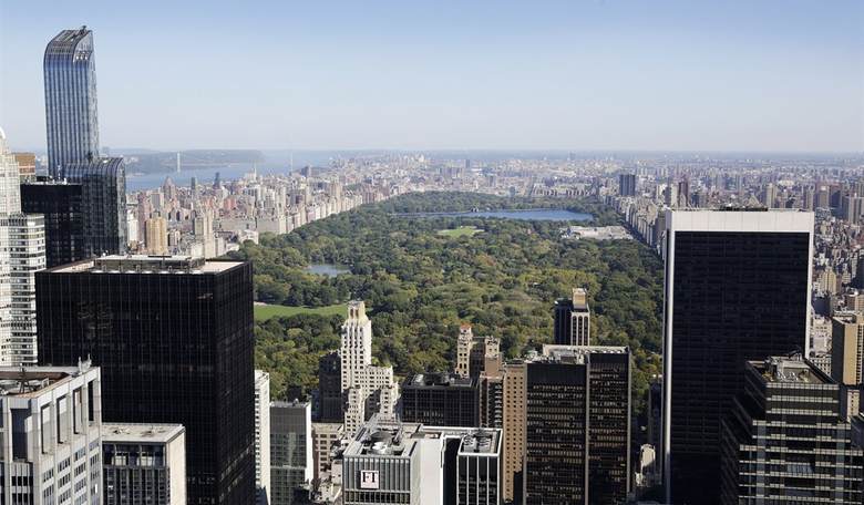 Comrade De Blasio’s Big Plan for NYC: Playground Socialism