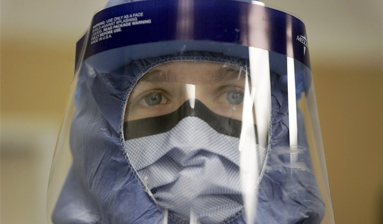 Ebola: Protect Yourself (Since The Government Won’t)
