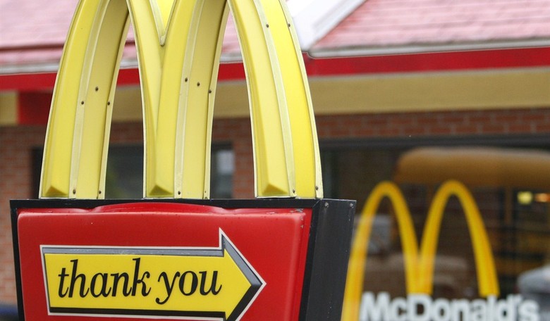Conspicuous Calorie Counts Can't Control Consumption