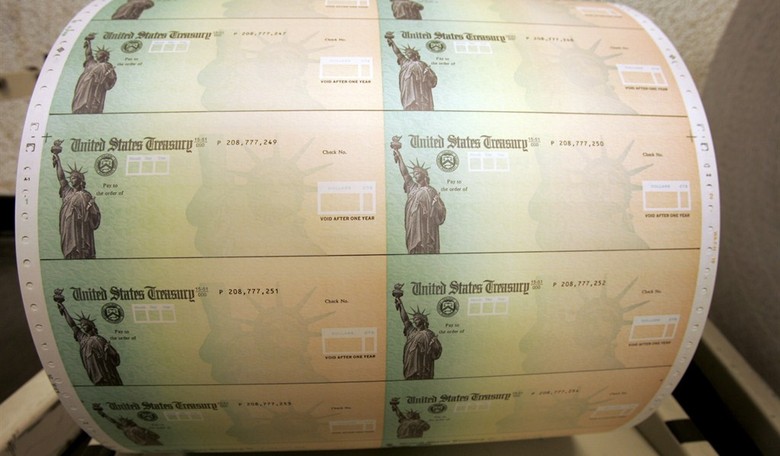 Illegal Immigrants Amnestied By Obama Eligible For Up To $9,182 In Cash Benefits Every Year