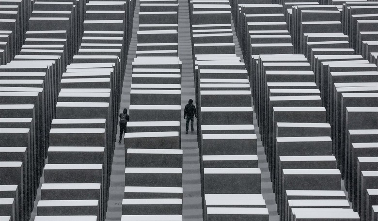 California Students Given Good Grades for Holocaust-Denial Essays