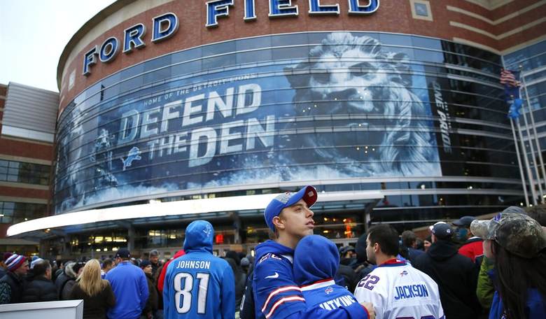 A Mother Bought Her Daughter a Detroit Lions T-Shirt for Christmas, But There’s a Problem With It