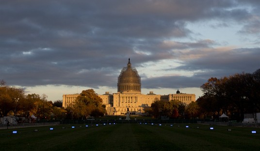 Lawrence Lessig Attacks The Washington Death Star, Sows Panic 