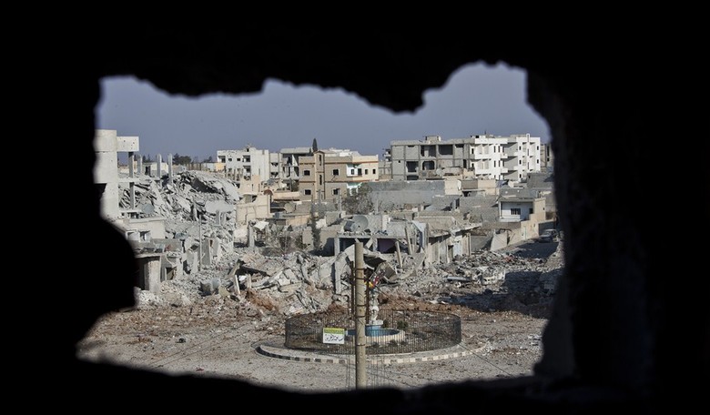 No Thanks to Obama, Kurds Manage to Hold Off ISIS