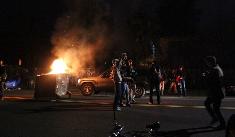 'DUMPSTER FIRE is Their State Flower': Riots Move up the West Coast and Into Seattle