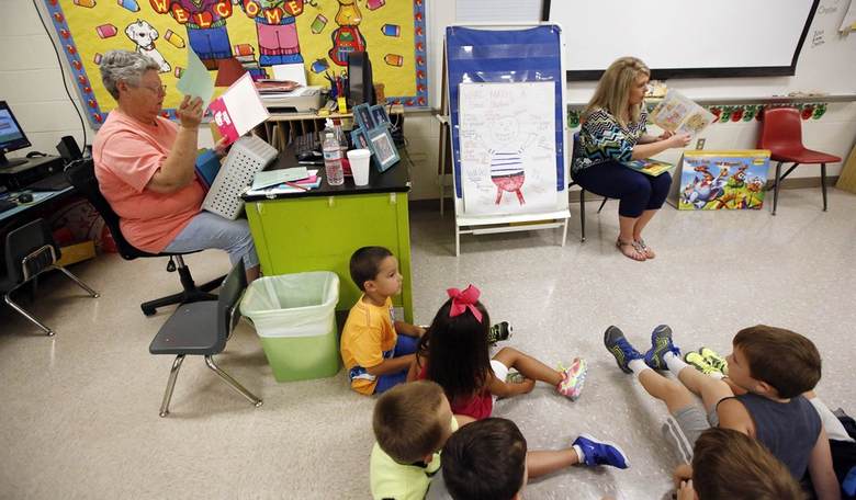Schools Don't Teach Kids to Read