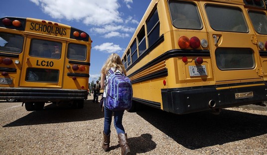Palo Alto School District Sued Following High School Mosque Field Trip